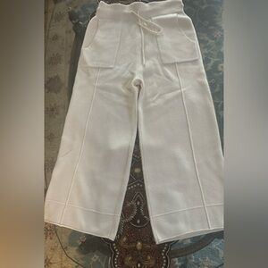 Beautiful pants very comfortable wear ones